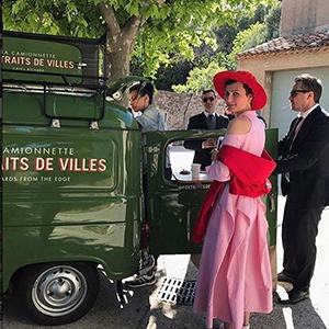 La 4L Portraits de Villes X Cafés Richard poursuit sa route