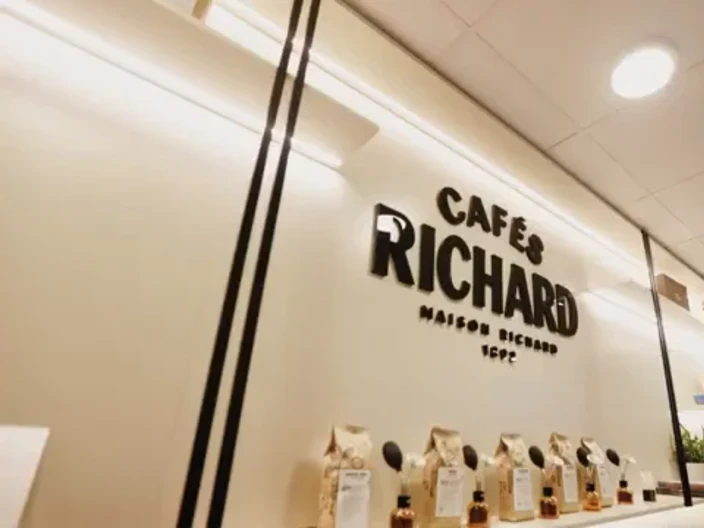 Bienvenue dans notre show room de Dubaï